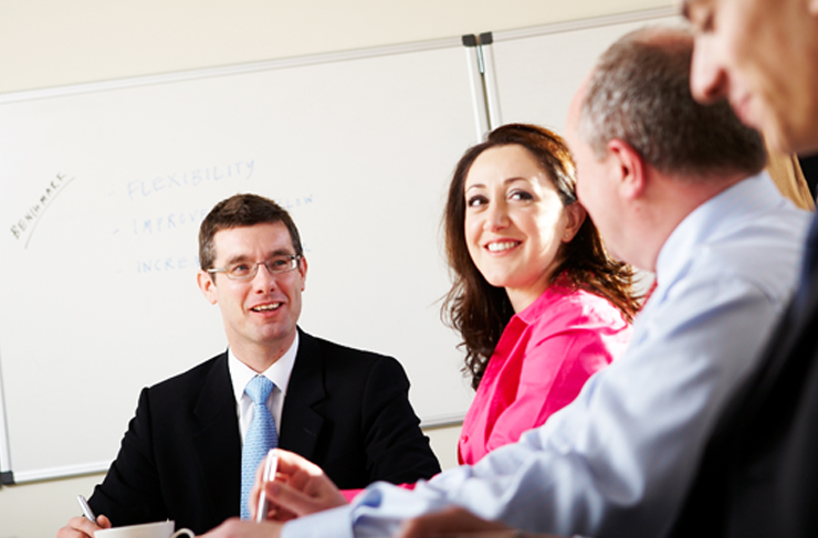 3 reasons your business should use a broker